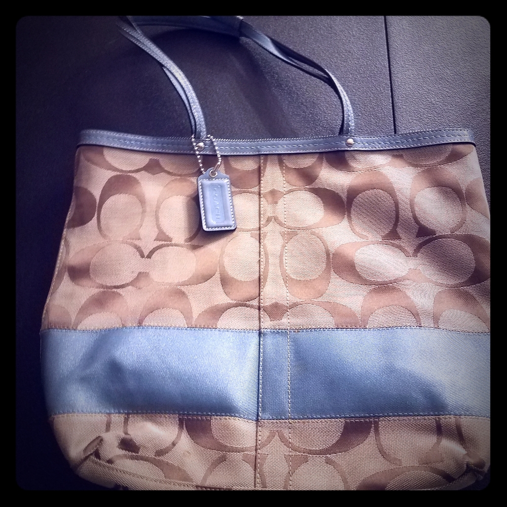 Coach handbag